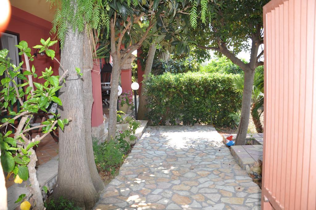 Profumo Di Zagara Panzió Paceco Kültér fotó