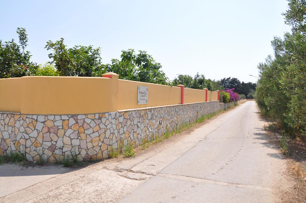 Profumo Di Zagara Panzió Paceco Kültér fotó